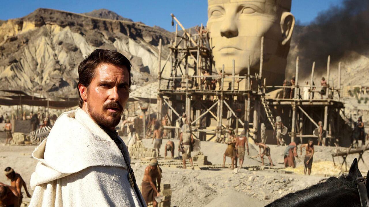 Christian Bale deja de ser Batman y se convierte en Moisés, el personaje principal de esta película bíblica.