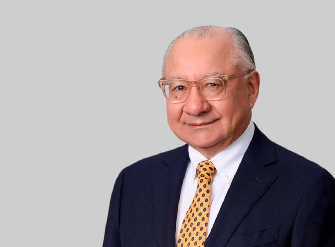 El exdiplomatico cubano, nacido en Colombia, fue capturado el viernes pasado en Miami y llevado antes un juez este lunes