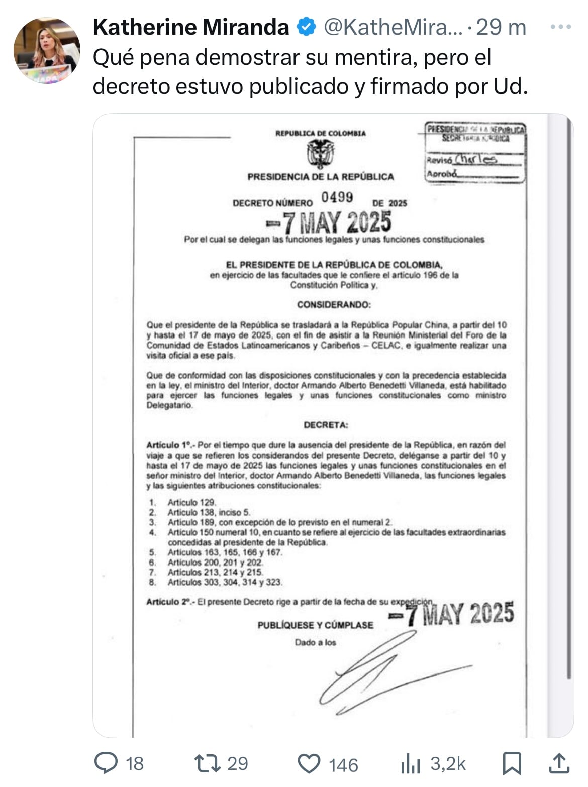 Trino de Katherine Miranda criticando a Petro