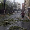 El poderoso huracán María dejó hoy daños "severos" en las infraestructuras y viviendas de Puerto Rico durante las seis horas en las que su ojo azotó la isla caribeña después de devastar a inicios de esta semana las islas de Dominica y Guadalupe, donde ha dejado al menos nueve muertos.