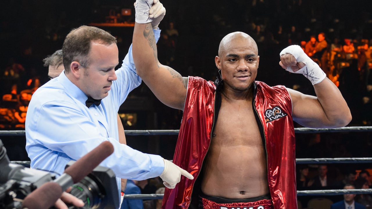 QUEBEC CITY, QC - APRIL 04: Oscar Rivas defeated Oezcan Cetinkaya during the heavyweight bout at Pepsi Coliseum on April 4, 2015 in Quebec City, Quebec, Canada. (Photo by Minas Panagiotakis/Getty Images)