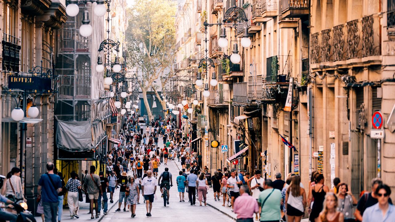 Barcelona es una de las ciudades más turísticas de España.