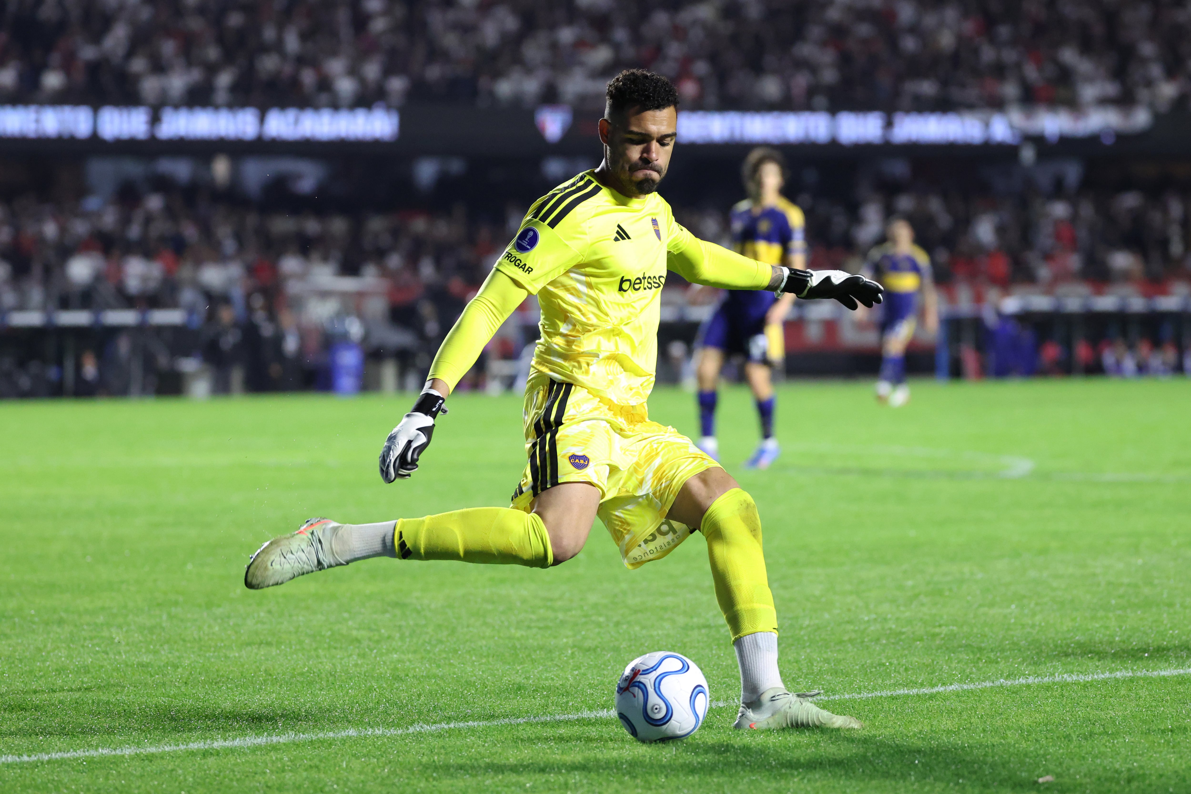 Álvaro Montero contra Sao Paulo