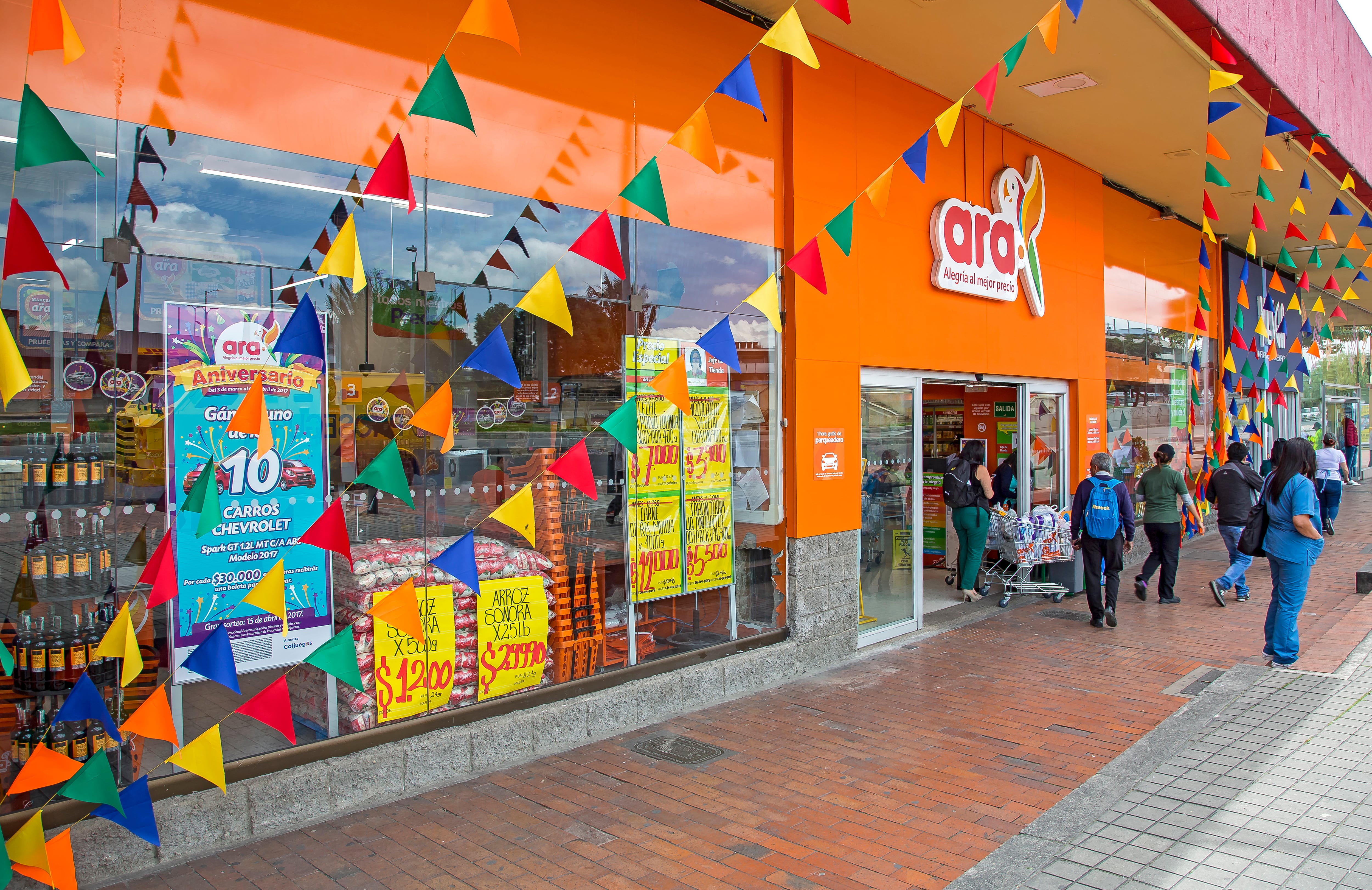 SUPERMERCADO ARA.
BOGOTA ABRIL 1 DE 2017.
FOTO ALEJANDRO ACOSTA-REVISTA DINERO.