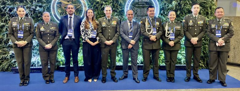 El general william Salamanca, (centro) será el presidente de Ameripol hasta el 2026.