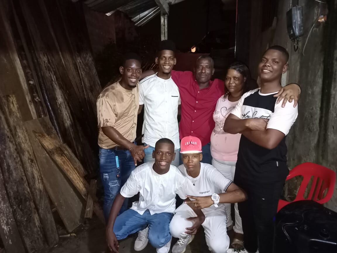 Yilmar Mosquera y su familia.