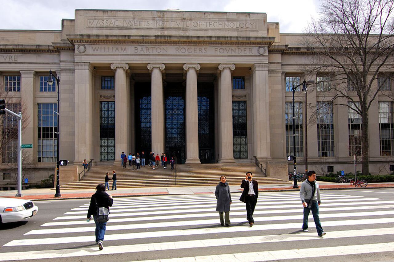 El MIT celebra su 13º año consecutivo como la universidad número uno del mundo, según el QS World University Rankings.