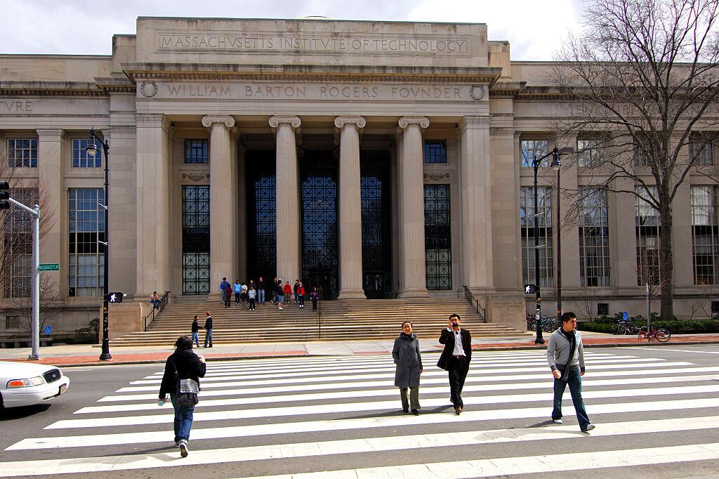 El MIT celebra su 13º año consecutivo como la universidad número uno del mundo, según el QS World University Rankings.