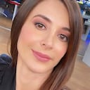 Alejandra Giraldo en el set de 'Noticias Caracol'.