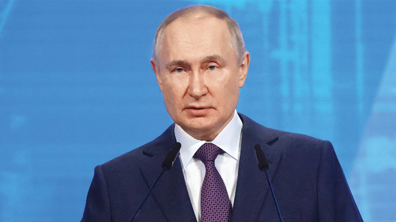 A pesar de la orden de arresto, parece que poco o nada podría afectar al presidente de Rusia, Vladimír Putin.