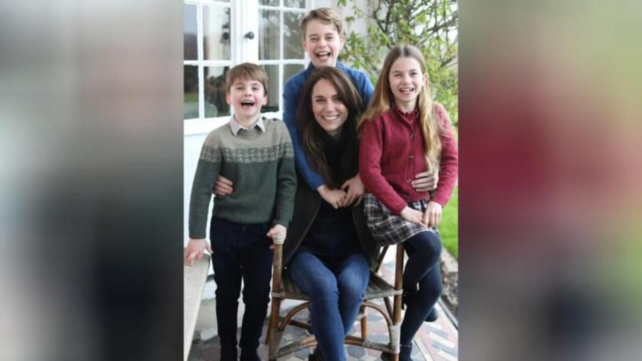 La foto fue retirada por las agencias internacionales al hacerse público que había sido editada.