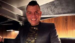 El cantante hizo un tour por el bus que creó y diseñó para sus giras.