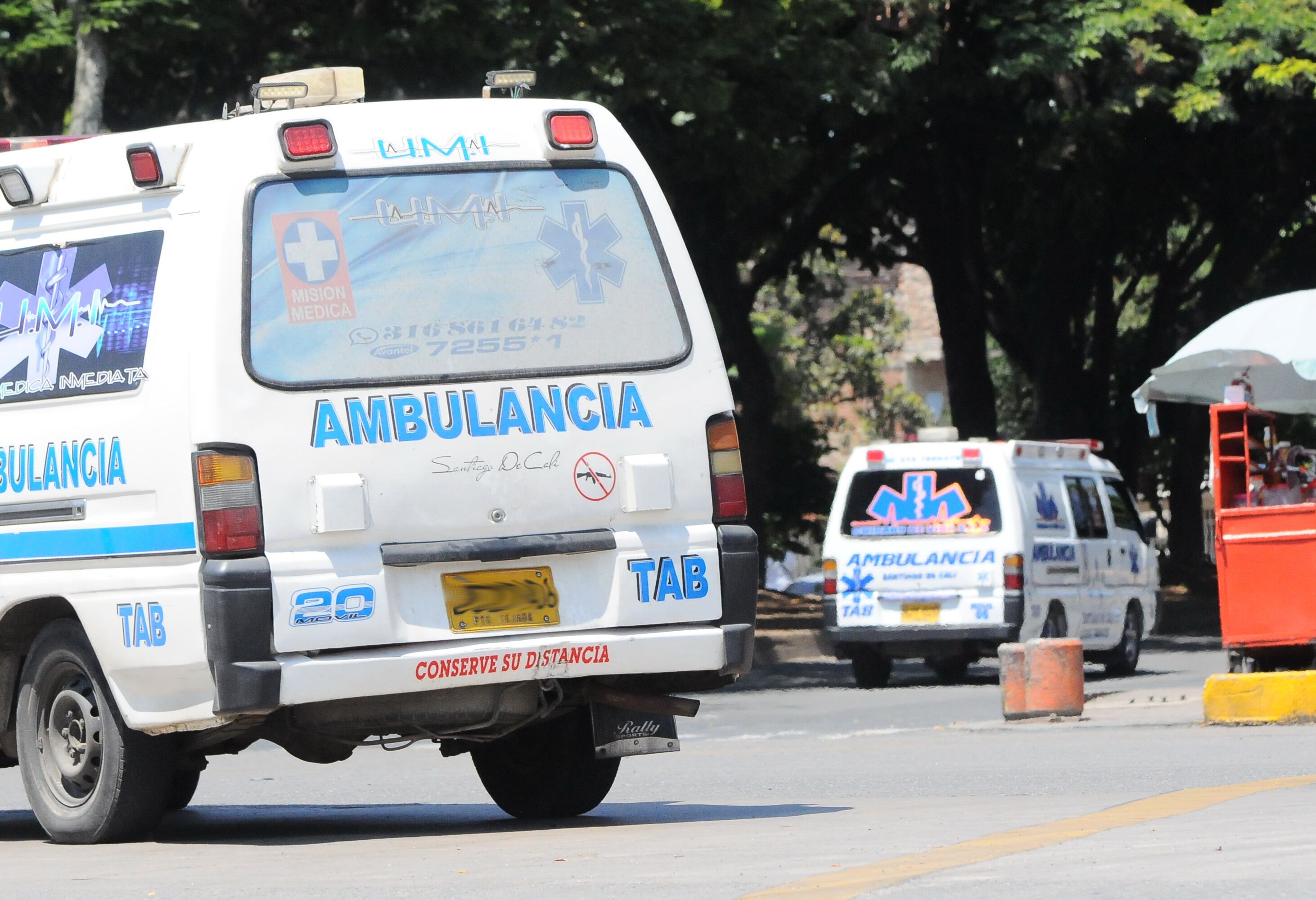 Cali: Cada vez son más frecuentes los accidentes en la ciudad por imprudencia de ambulancia, entre otras el uso indebido del carril del Mío.  En lo corrido del año ya van más de 10,  en esta ocasión un ciclista fue la víctima mortal.