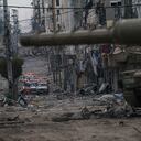 Un cese del fuego de cuatro días entre Israel y Hamás comenzará el viernes por la mañana, informó el gobierno de Qatar, luego de que una demora de un día extendió la agonía para aquellos esperanzados en obtener un poco de alivio a partir del pacto. (AP Photo/Victor R. Caivano)