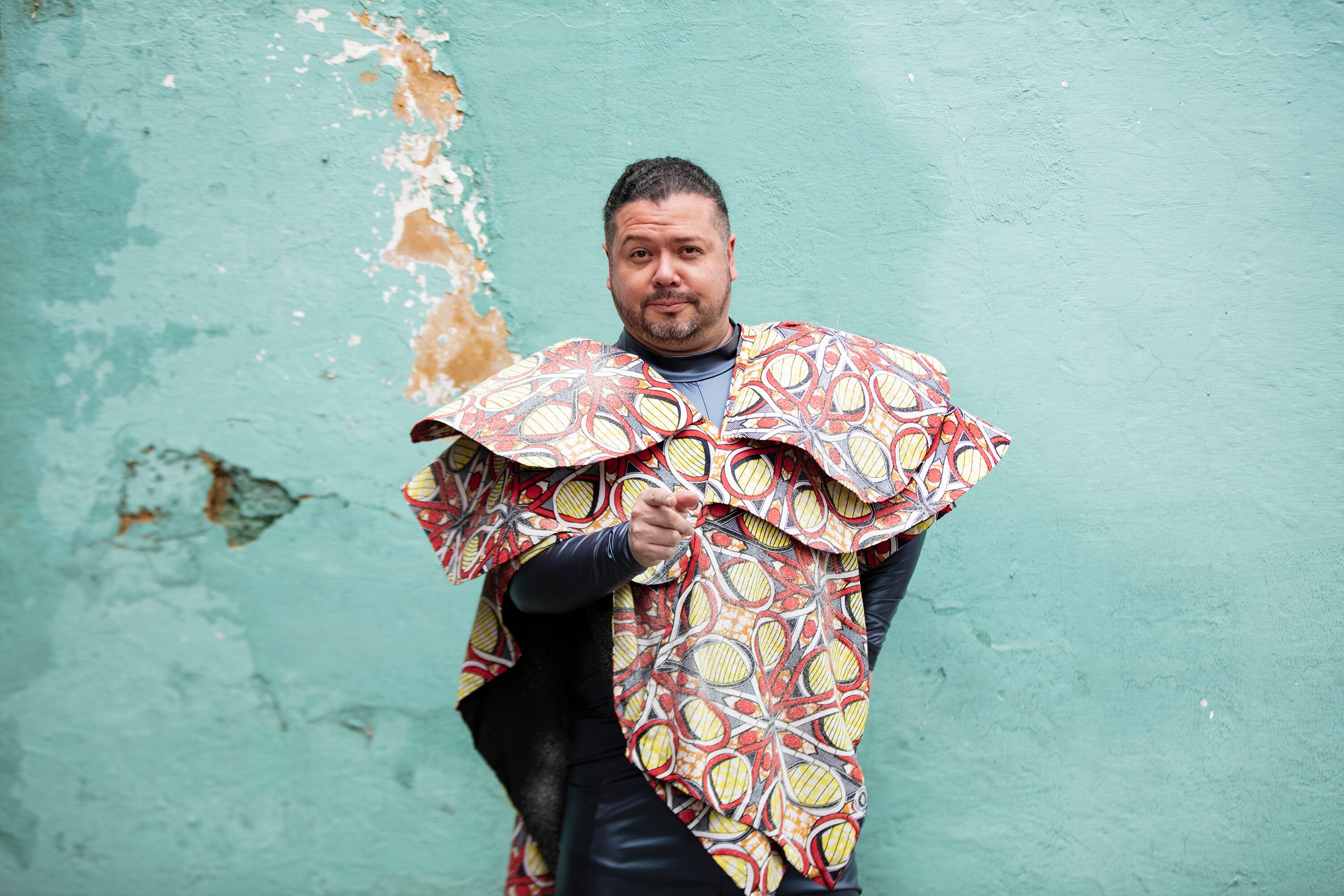 Bocetos, vestuario y escenografía de 'La Flauta Mágica',  un espectáculo de ópera como ninguna antes en el país.