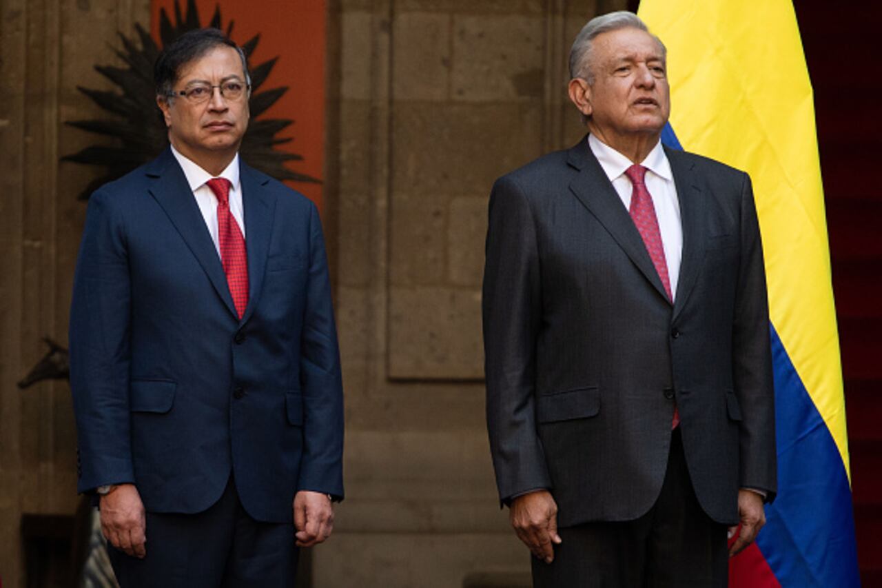 MEXICO CITY, MEXICO - NOVEMBER 25: Mexican President Andres Manuel Lopez Obrador (R) and Colombian President Gustavo Petro, attend the welcome ceremony, at the National Palace, in Mexico City, Mexico on November 25, 2022. (Photo by Daniel Cardenas/Anadolu Agency via Getty Images)