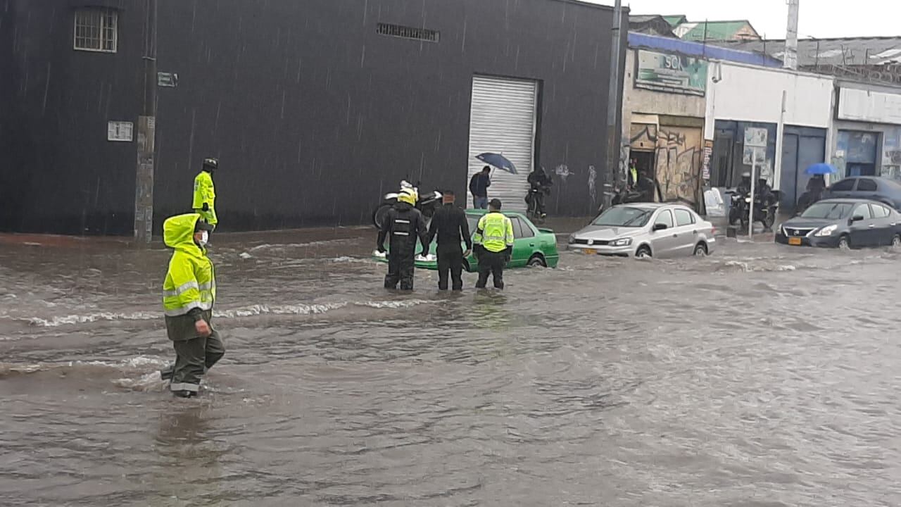 Inundación carrera 30