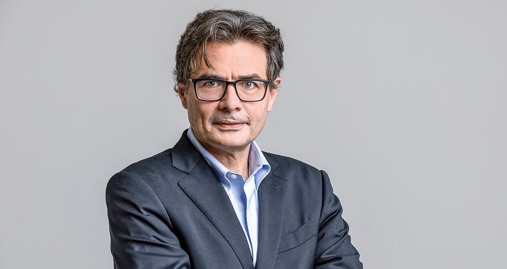 Fue Subdirector del Departamento Nacional de Planeación, desde 2002 al 2004.