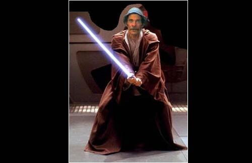 Si alguien hubiese hecho una versión latinoamericana de "La Guerra de las Galaxias", sin duda Don Ramón haría parte del reparto. Aunque se desconoce el autor de la imagen, cientos de internautas han recibido la instántanea del Jedi mexicano.

