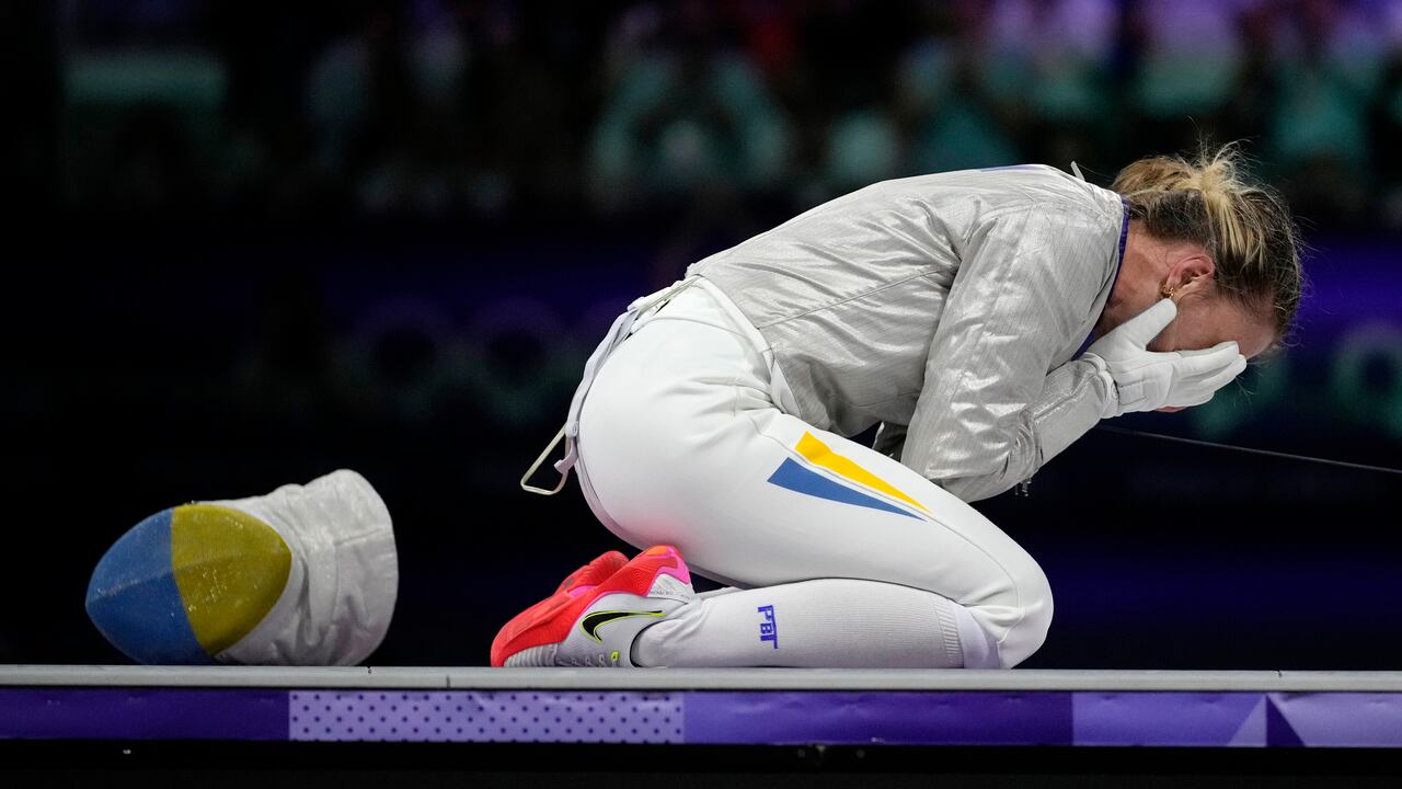 Olga Kharlan rompió en llanto al conseguir su medalla de bronce