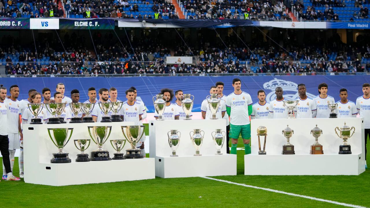 Real Madrid realizó un homenaje póstumo a Paco Gento antes de jugar frente al Elche