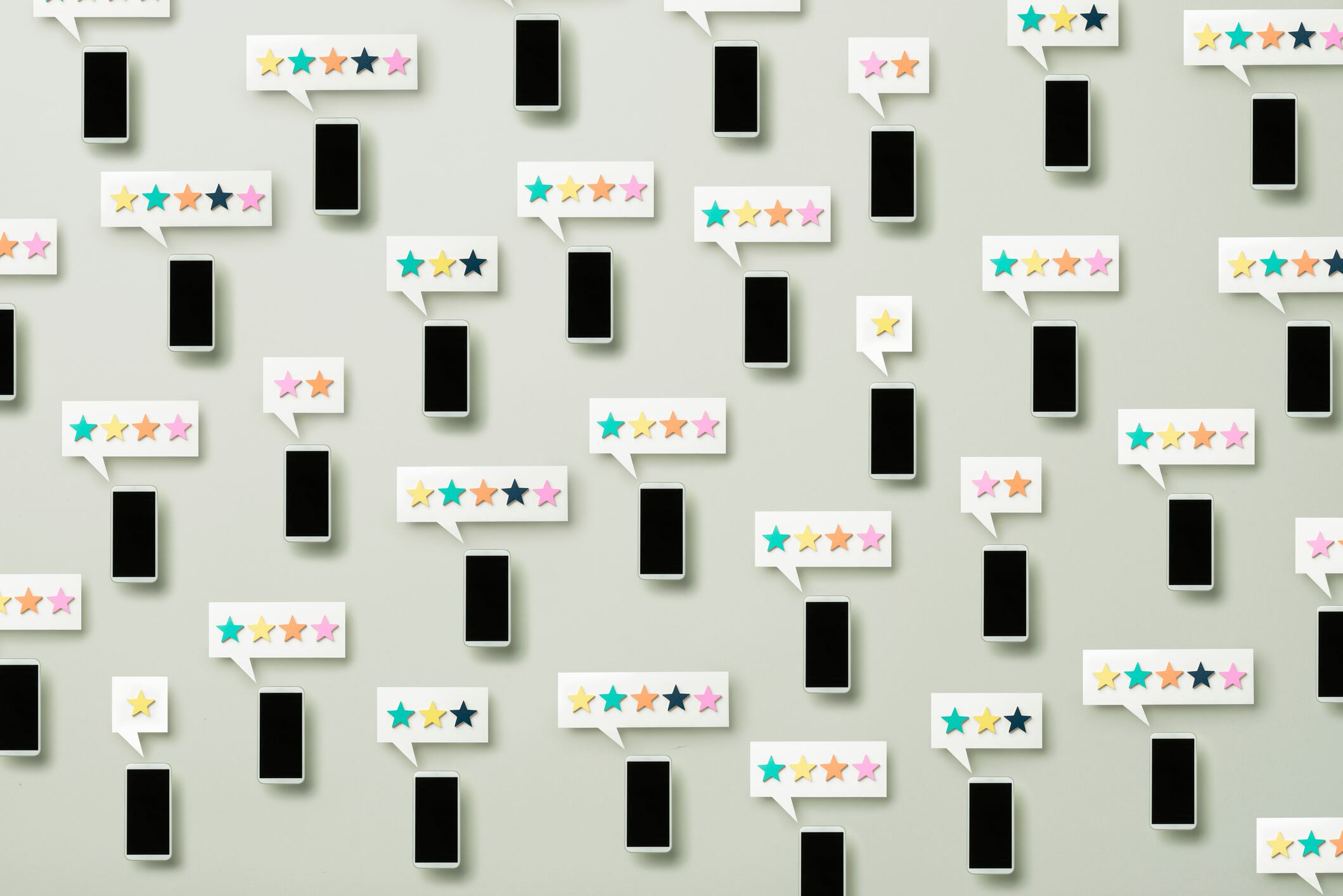 Existen diferentes modelos de teléfonos con varias capacidades