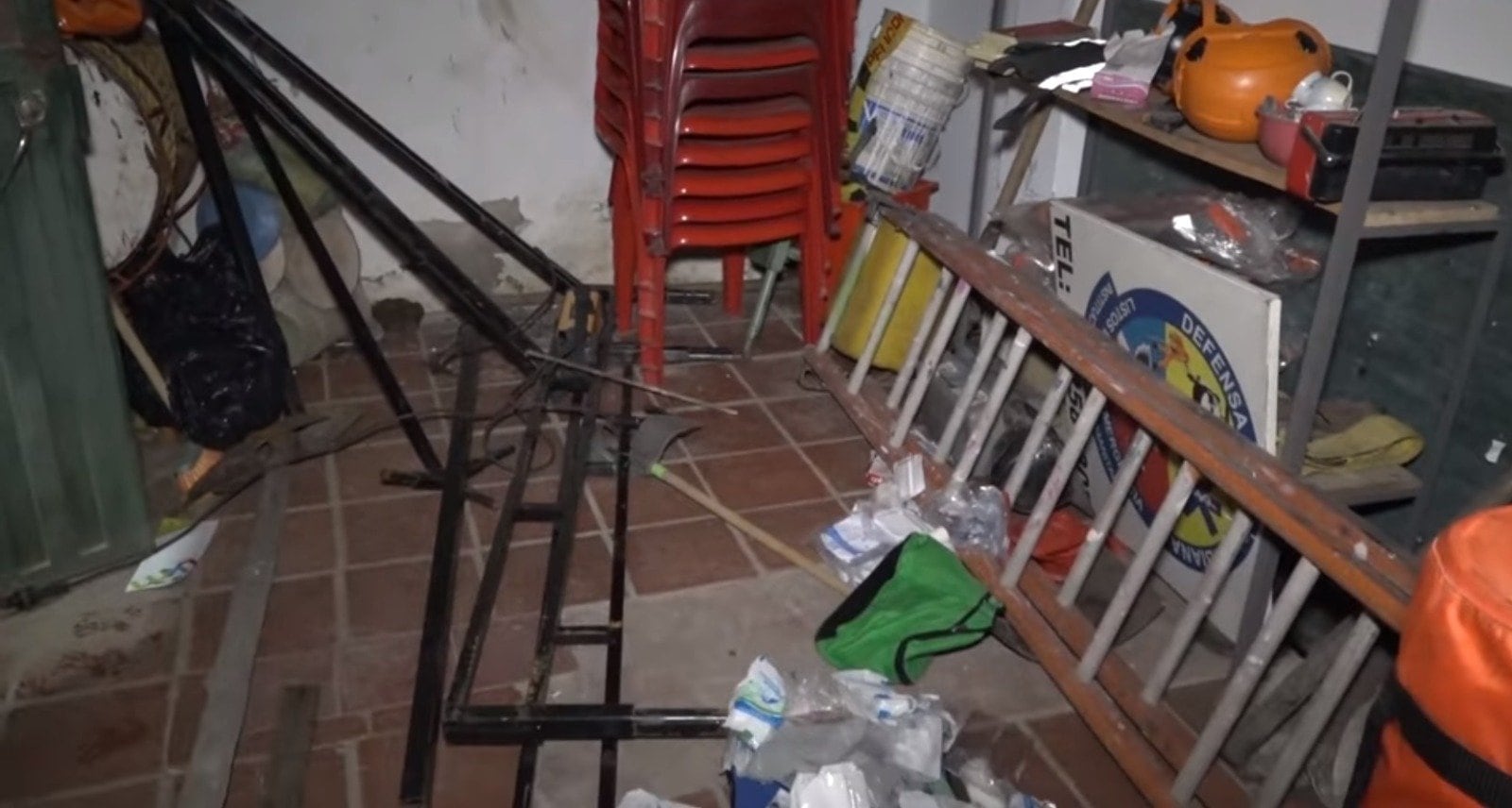 Así quedó la bodega donde la Defensa Civil guardaba los implementos.