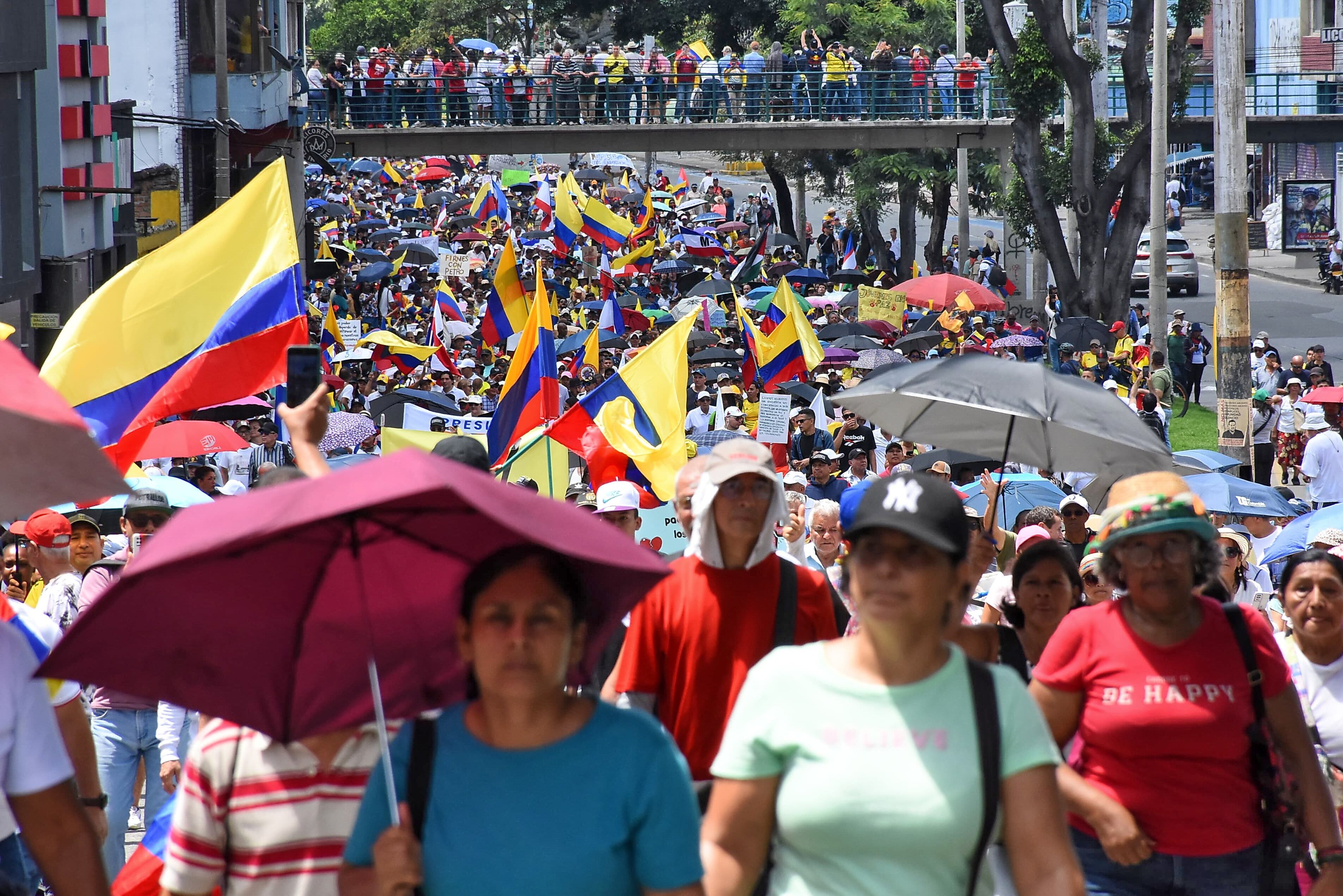 Marchas a favor de la consulta popular de Petro y sus reforma a la salud y al trabajo