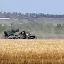 El ministro de Defensa ucraniano, Oleksiy Reznikov, confirmó la llegada a su país de los primeros MLRS M270 procedentes de Estados Unidos.