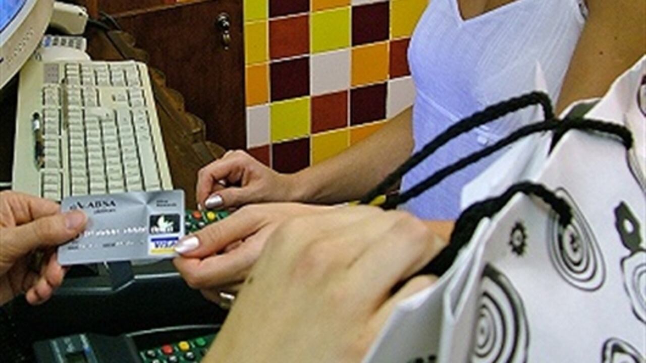 El margen que aplicará en las ventas del comercio a plazos, tarjetas de crédito y en el cobro de interés de mora.