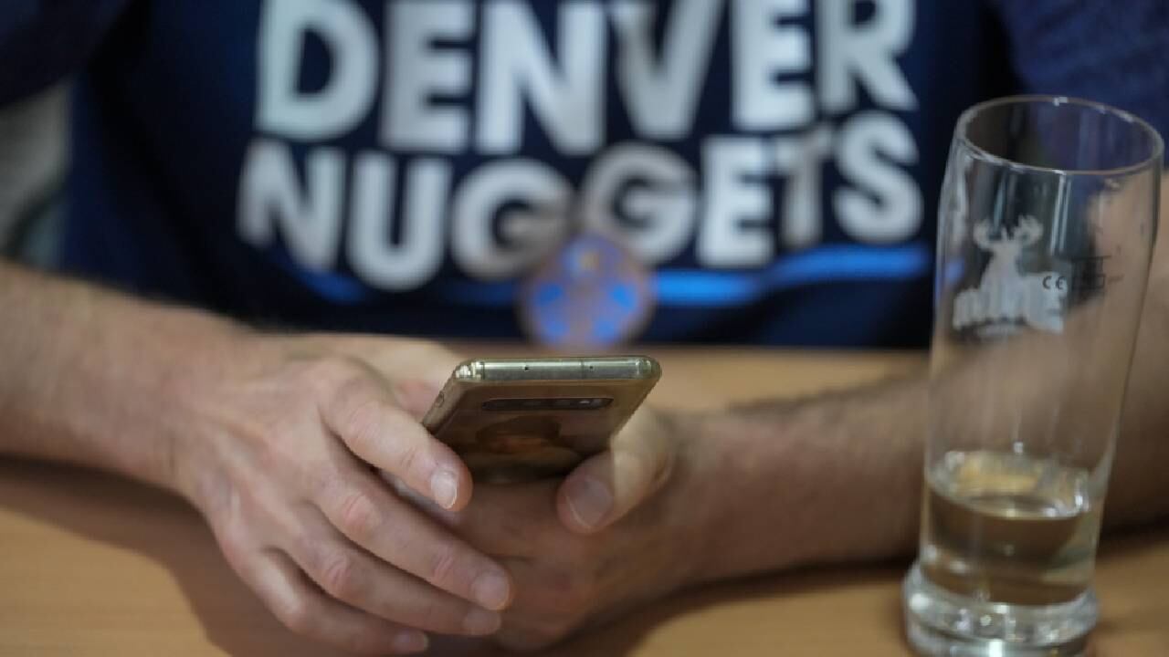 No se descarta que el tiroteo haya estado relacionado con las celebraciones después del partido.