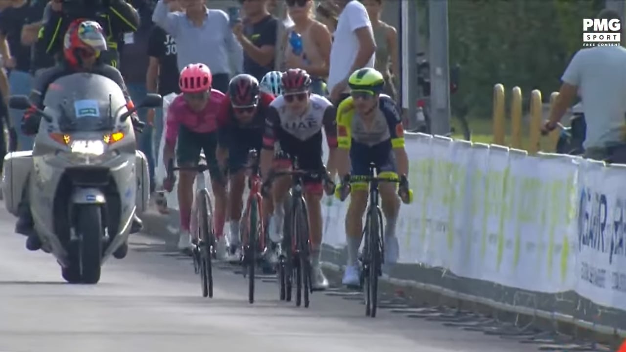 Daniel Martínez, Esteban Chaves y Einer Rubio entraron en el esprint definitivo