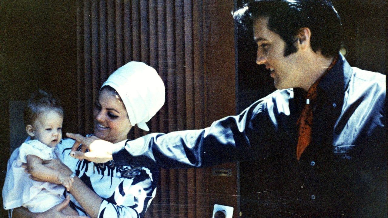 Lisa Marie Presley, Priscilla Presley y Elvis Presley.