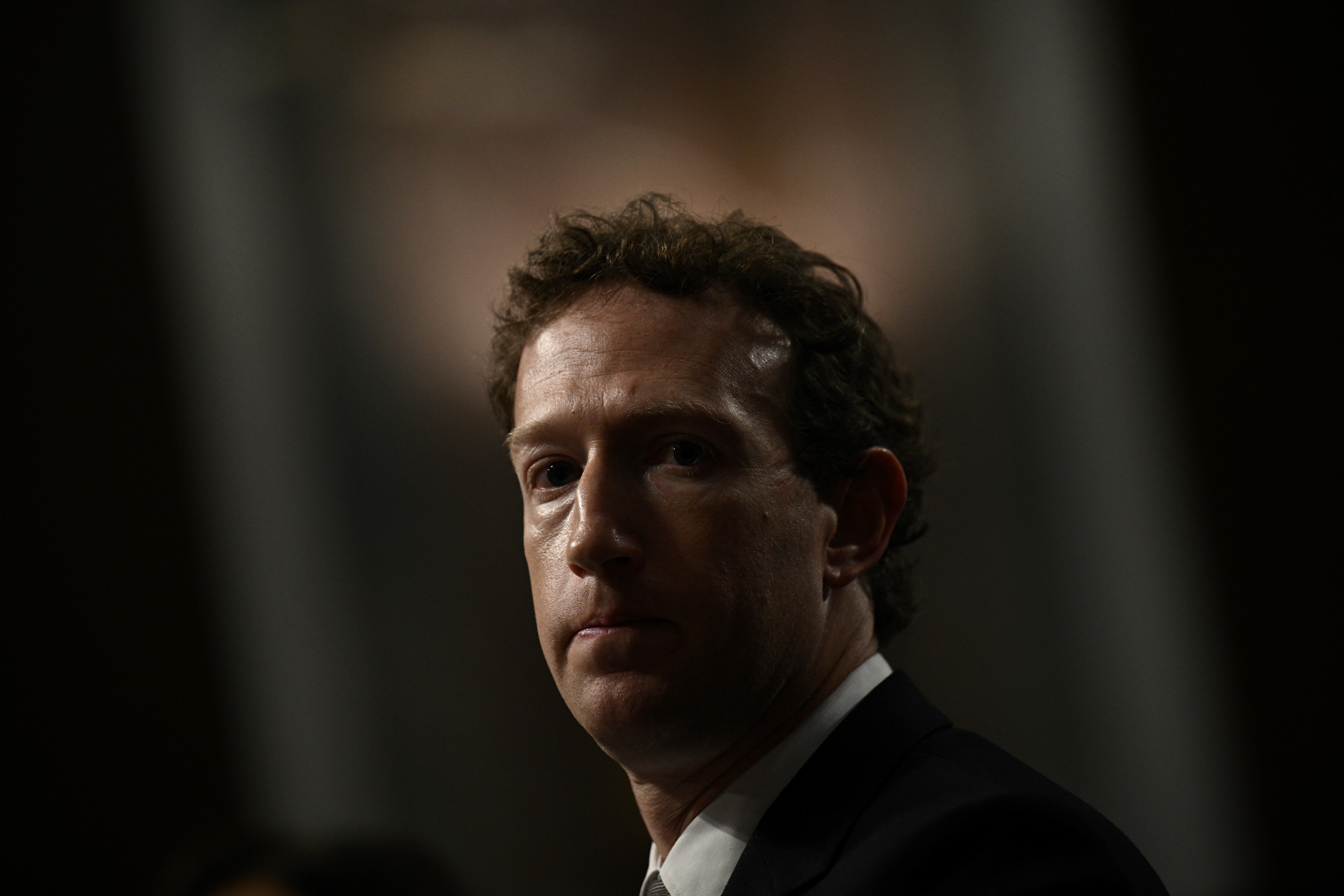 Las víctimas le reclamaron al CEO de Meta por las pocas medidas que hay en las redes sociales.