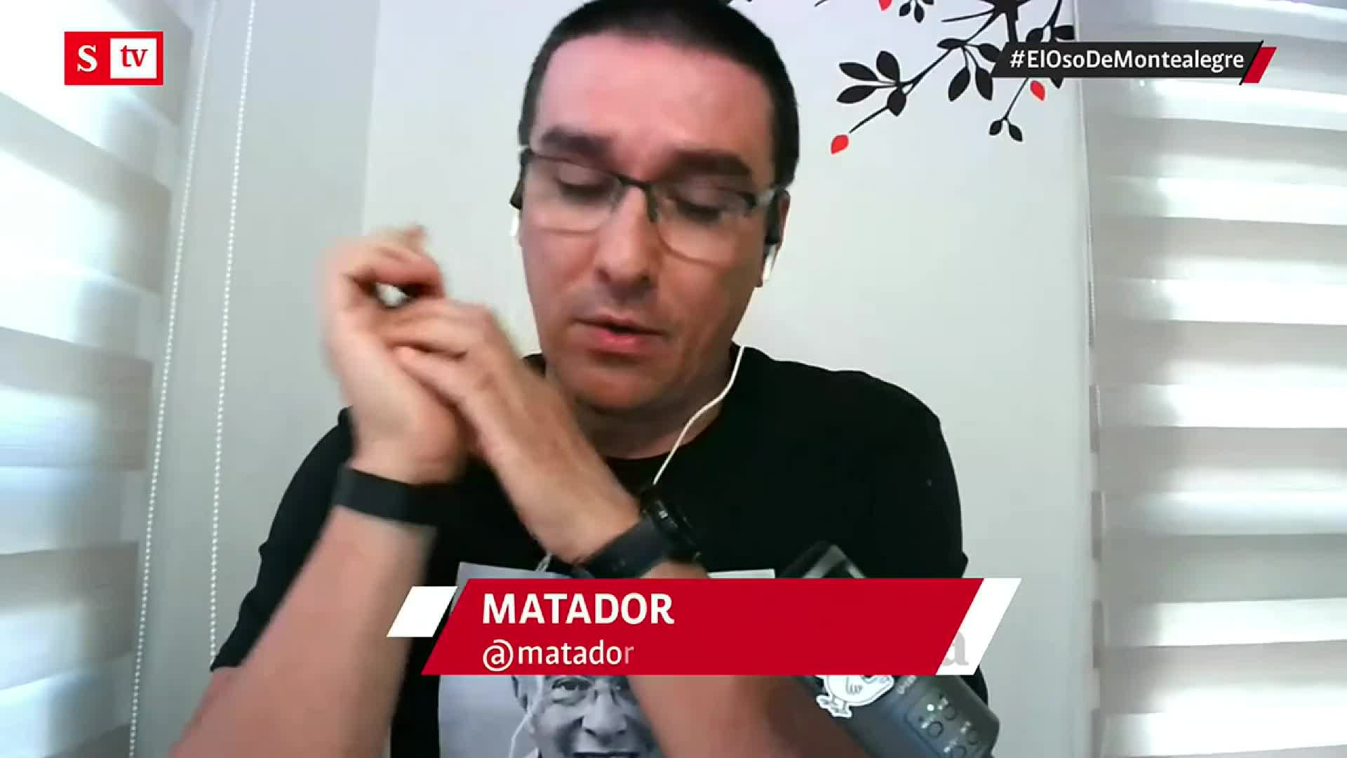 lunarLas flores de Matador a la jueza del caso Uribe