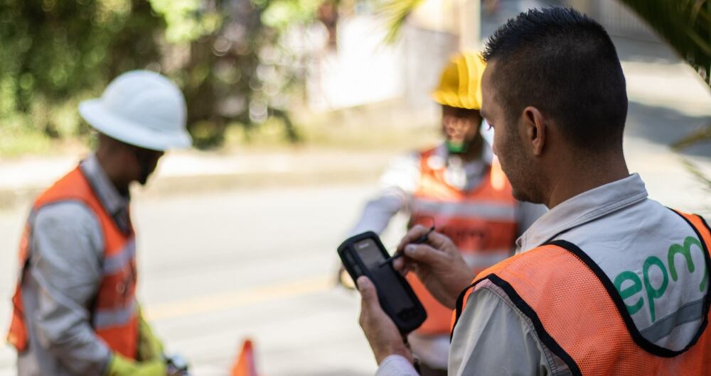 Trabajos de EPM en Medellín.