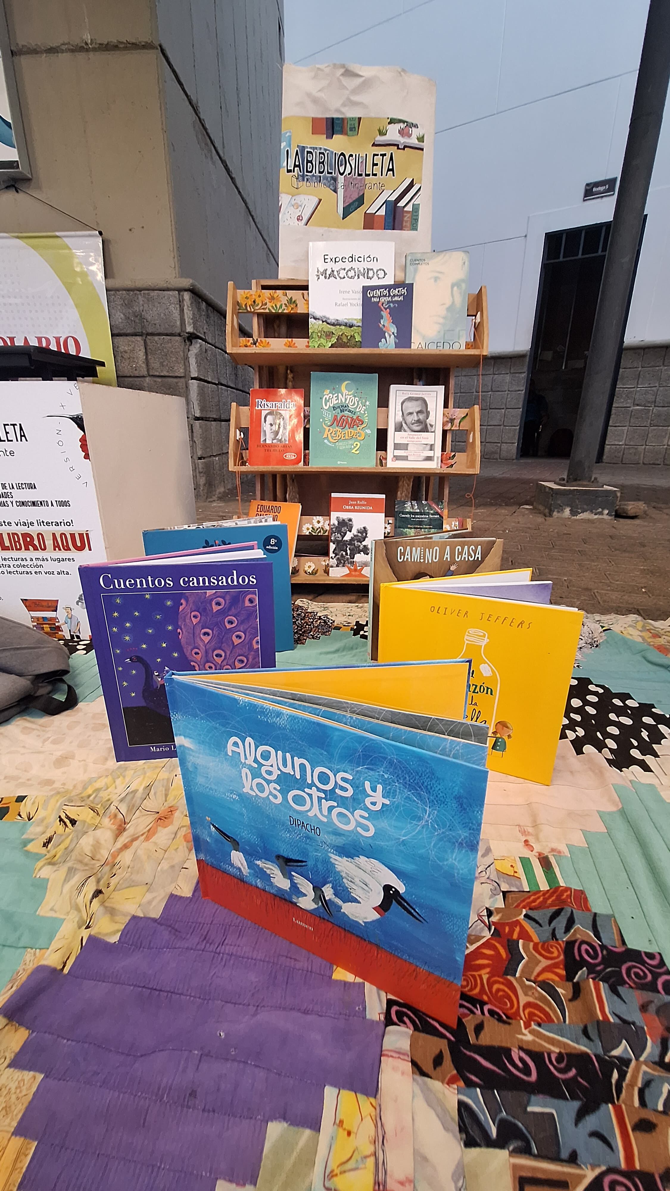 La colección de libros de la Bibliosilleta asciende a 2 mil ejemplares.