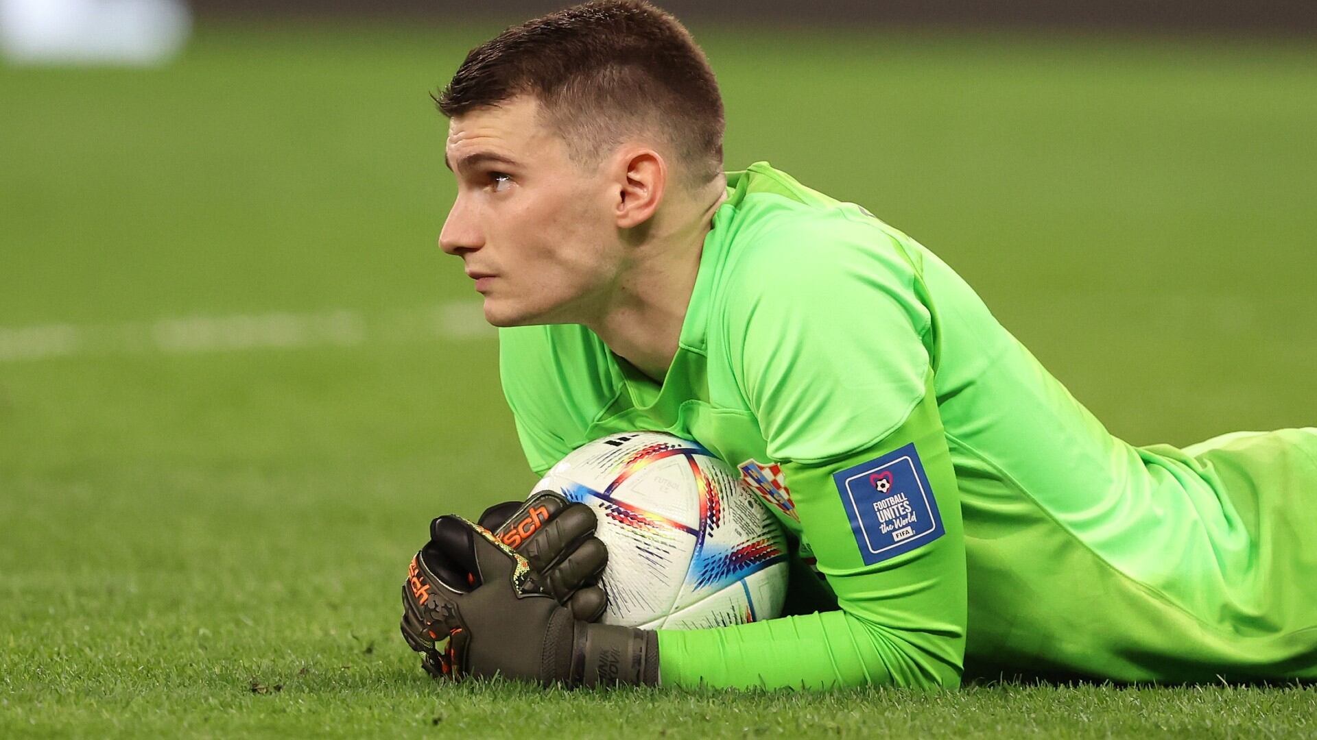 Dominik Livaković, figura de Croacia contra Brasil y Japón en el Mundial Qatar 2022.