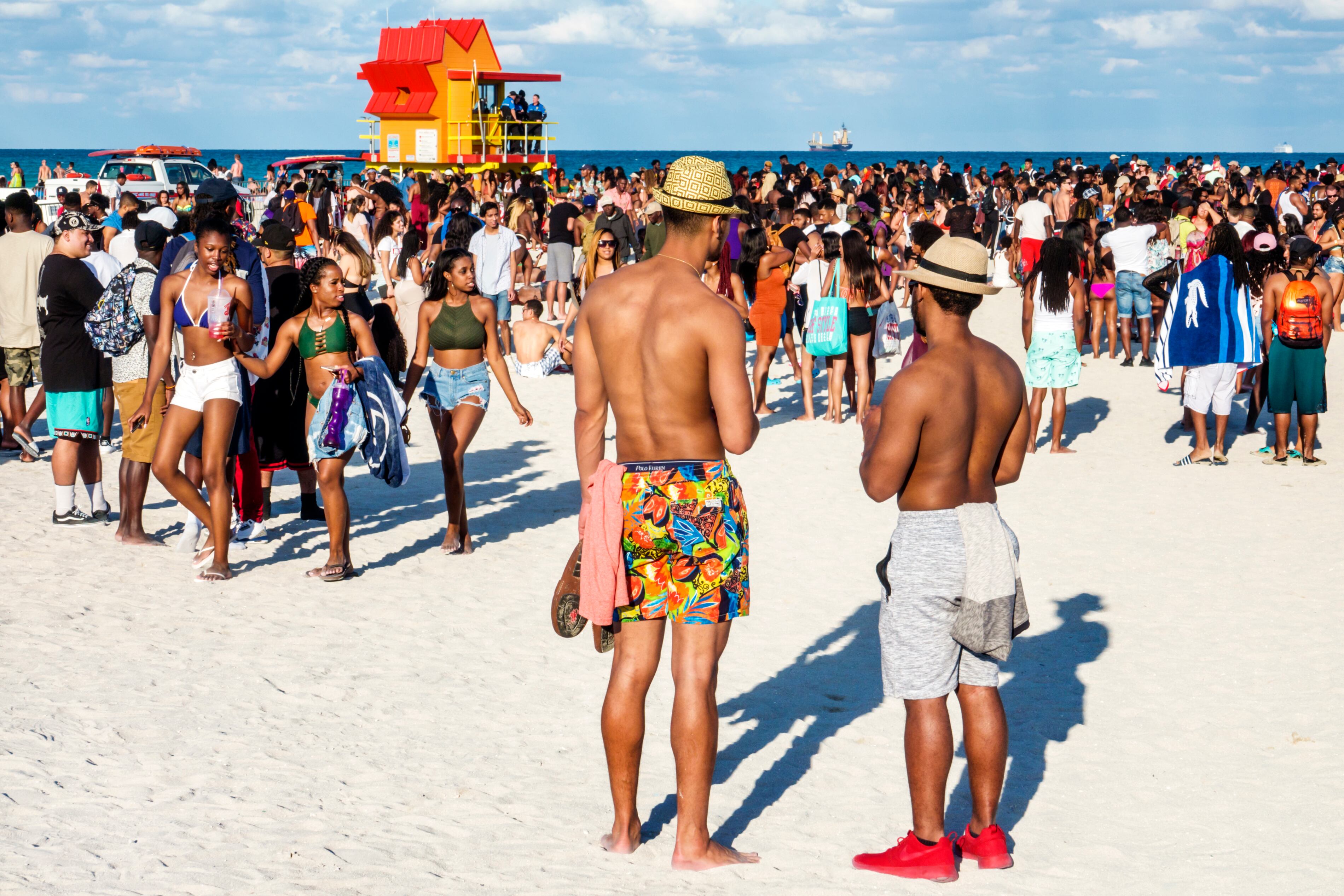 La idea de seguir implementando medidas de seguridad precisamente para esta temporada, se debe al éxito que estas tuvieron en el 2024 (Photo by: Jeffrey Greenberg/Universal Images Group via Getty Images)