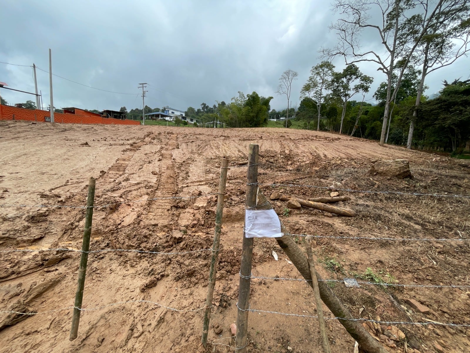 Golpe ambiental en Fusagasugá: CAR detiene botadero ilegal de gran escala