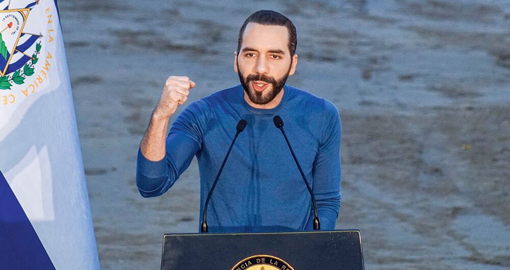 Según el colombiano, el gota a gota que denunció Bukele es orquestado por un grupo perfectamente organizado, en el que se cobra una “renta” disfrazada de intereses hasta del 20 por ciento mensual.