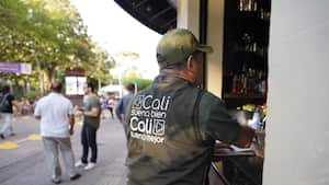 El personal del grupo de Calidad Acústica del Dagma realizó actividades de información y educación ambiental en el Bulevar del Río.