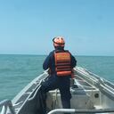 Colisión de dos embarcaciones dejó a cuatro pescadores a la deriva; tres fueron rescatados por la Armada y el otro fue hallado sin vida