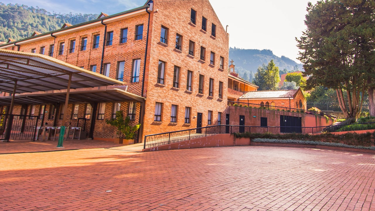 Gimnasio Alessandro Volta, uno de los mejores colegios Calendario B.
