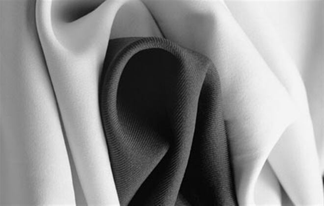 Las telas de diferentes prendas pueden causar irritación o enrojecimiento en la piel.