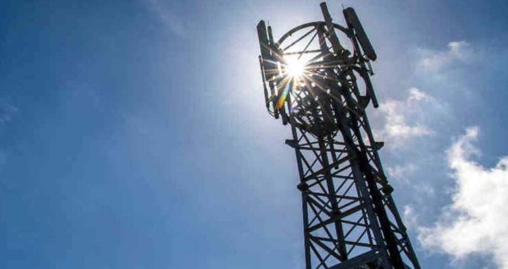 La nueva categoría llamada banda media alta permite el uso de espectro en la banda de 3.5 GHz.