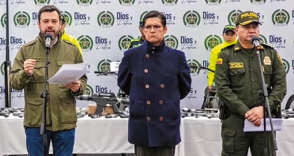    El alcalde mayor, Carlos Fernando Galán; el secretario de Seguridad, César Restrepo, y el comandante de la Policía Metropolitana, general José Daniel Gualdrón, han liderado grandes ofensivas en contra de las bandas criminales en Bogotá. La respuesta delincuencial ha sido la ola de violencia. 