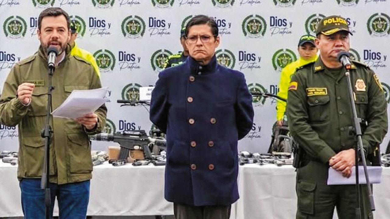 El alcalde mayor, Carlos Fernando Galán; el secretario de Seguridad, César Restrepo, y el comandante de la Policía Metropolitana, general José Daniel Gualdrón, han liderado grandes ofensivas en contra de las bandas criminales en Bogotá. La respuesta delincuencial ha sido la ola de violencia.