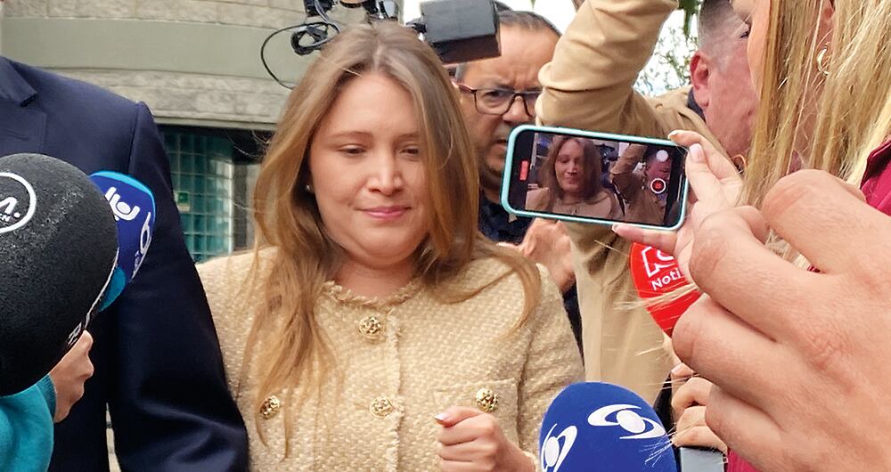    María Alejandra Benavides, según las pruebas, habría sido designada por el ministro Ricardo Bonilla para que hiciera seguimiento a la entrega de contratos de obra por 92.000 millones de pesos.   