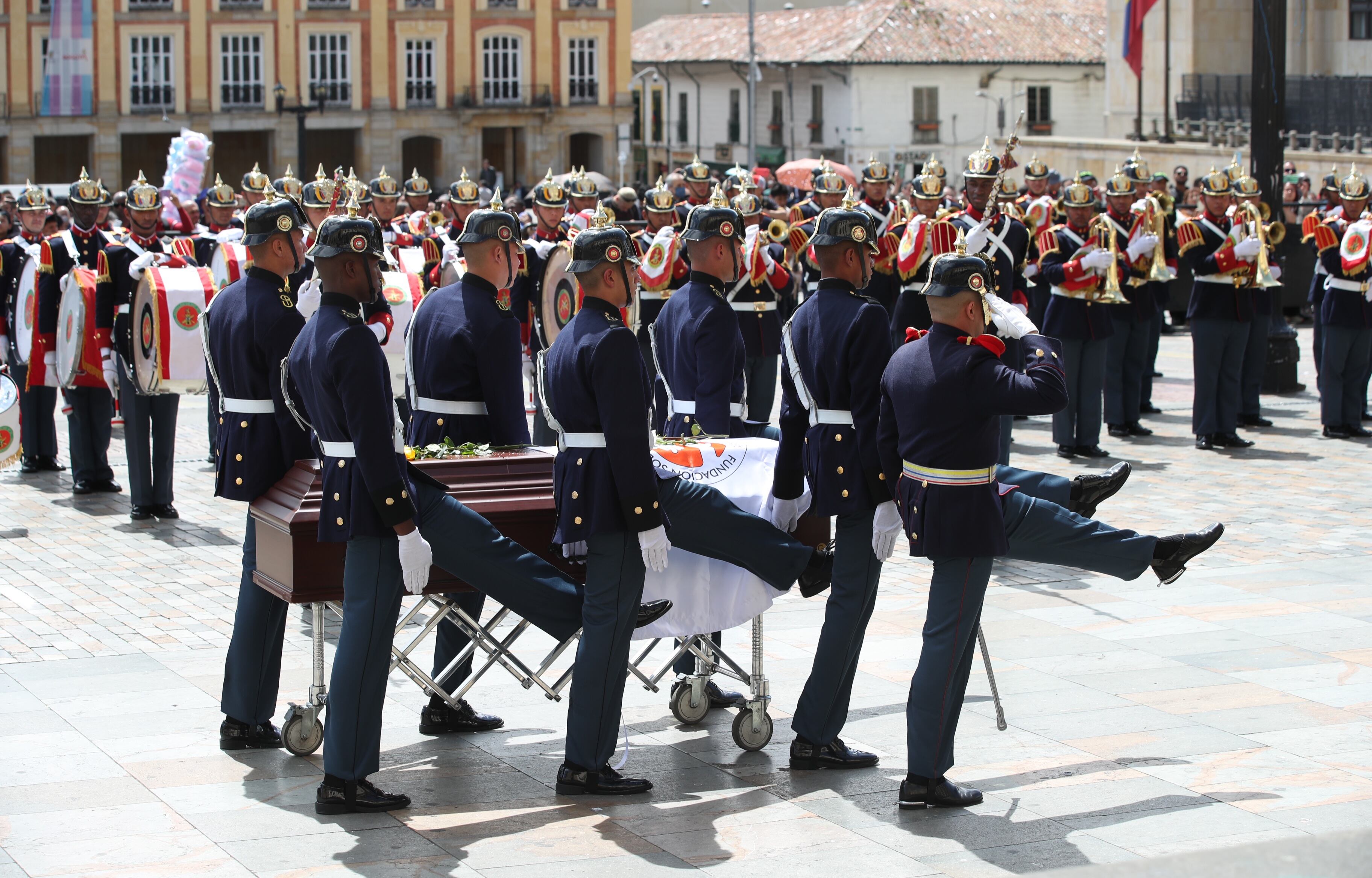 Misa de exequias Doña Nydia Quintero Turbay de Balcázar Catedral Primada. Miércoles 2 de julio